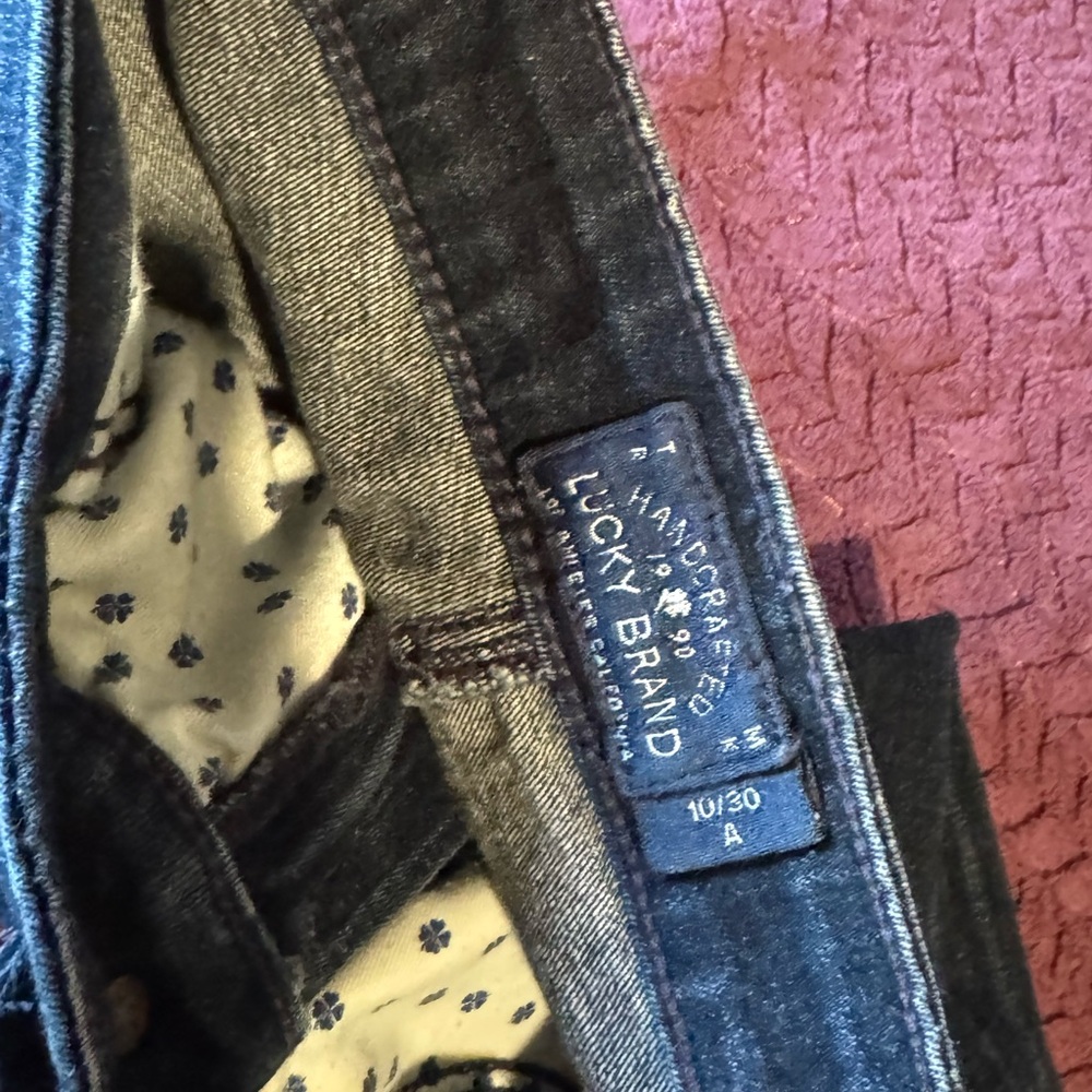 Lucky Brand women’s Blue Jeans